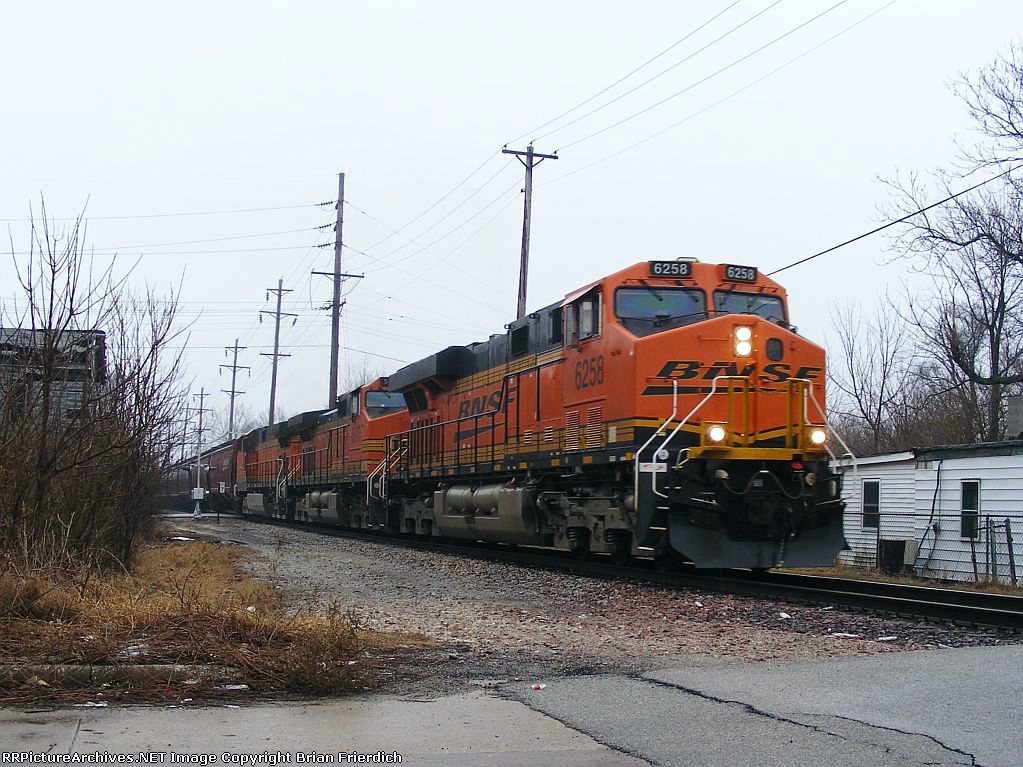 BNSF 6258